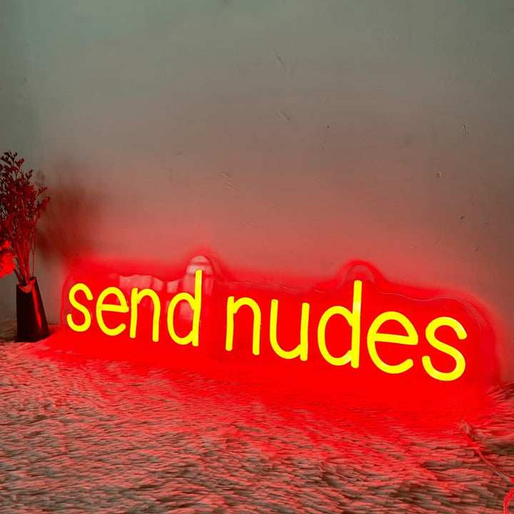 néon send nudes