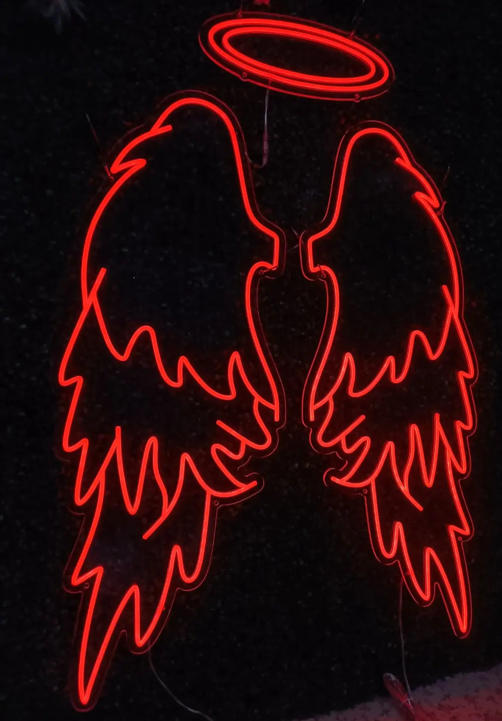 neon aile ange rouge