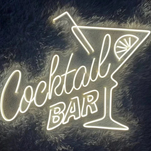 enseigne lumineuse bar à cocktails