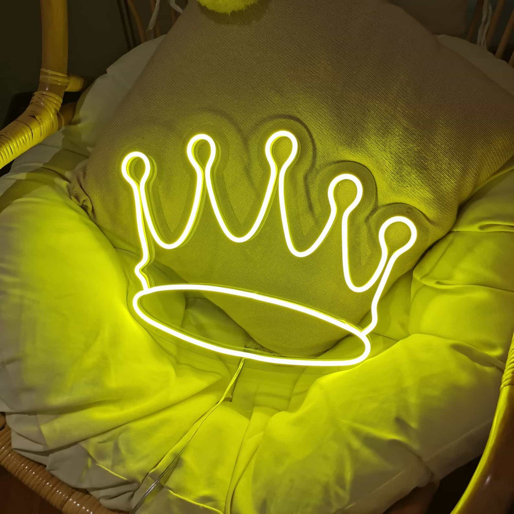 neon mural couronne